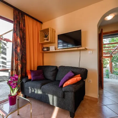 Maslinova * Vela Luka