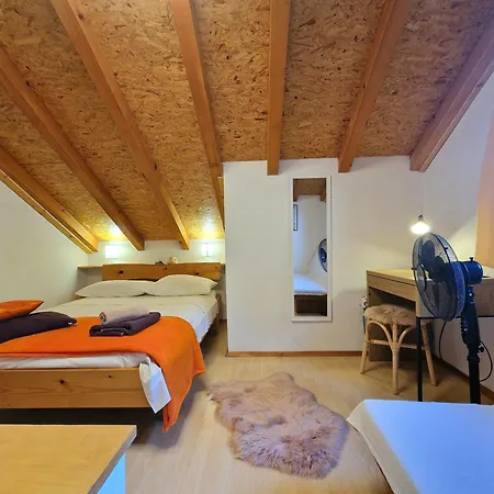 Vakantiehuis Maslinova *